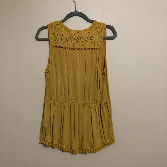 Sleeveless Mustard Blouse with Pom poms - Picture 2 of 2